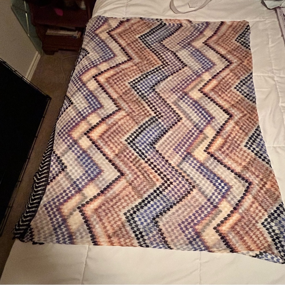 Stella & Dot Multicolor Zigzag Scarf 100% Viscose w/